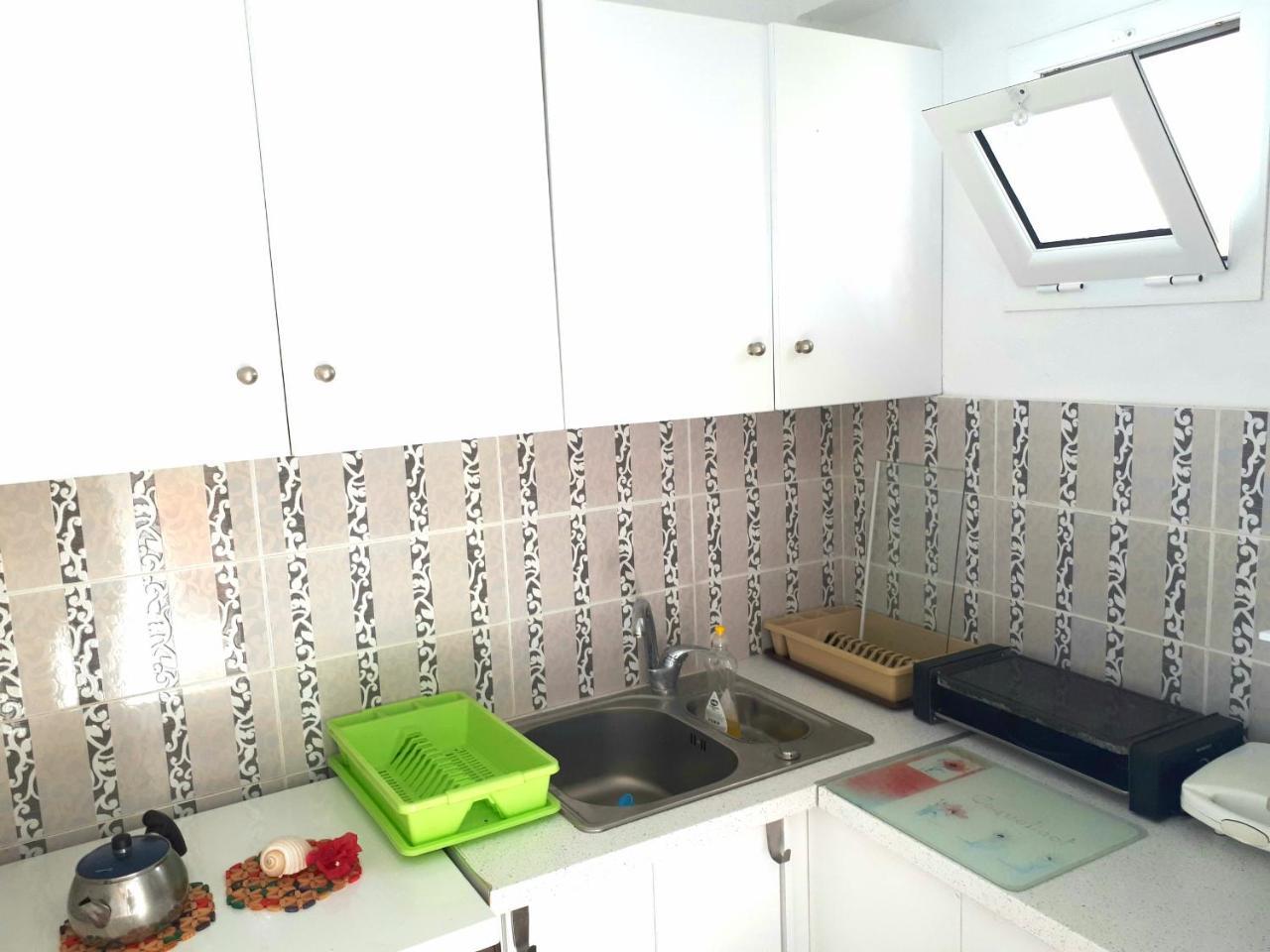 Apartamento ★ Meniko'S House ★ Cozy Nest Himarë Exterior foto