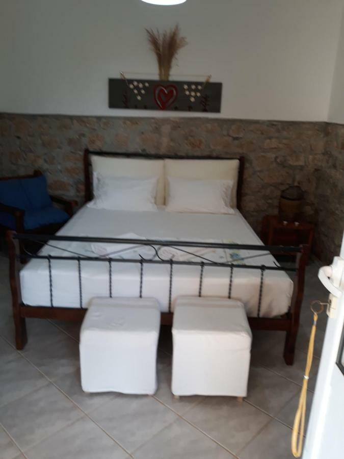 Apartamento ★ Meniko'S House ★ Cozy Nest Himarë Exterior foto